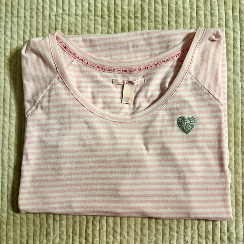 Victoria's Secret Pink and White Fabric Tag